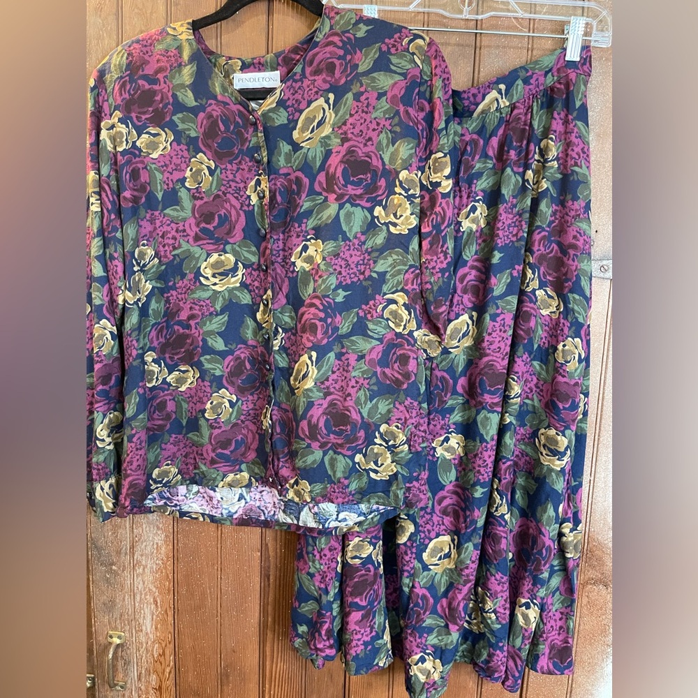 ⭐️Pendleton Vintage 2 Piece Purple Floral Rayon Skirt Suit Size 10